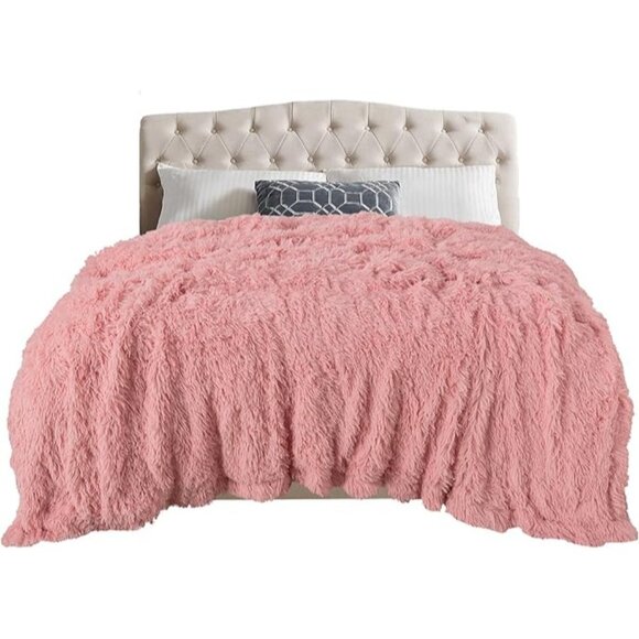 TOONOW Extra Soft Fuzzy Faux Fur Blanket Queen Size 78"x90", Reversible … - Picture 4 of 16